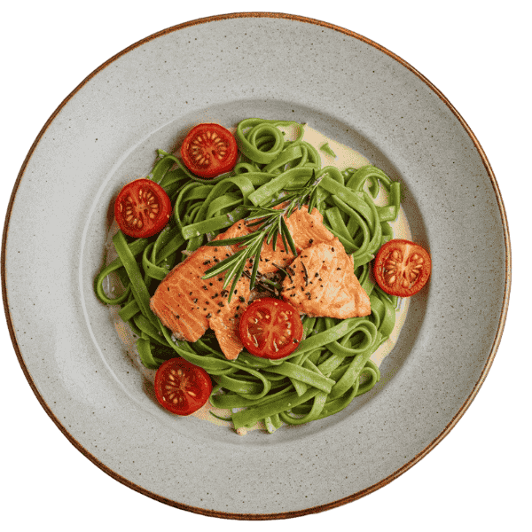 Green noodles with salmon and cherry tomatoes