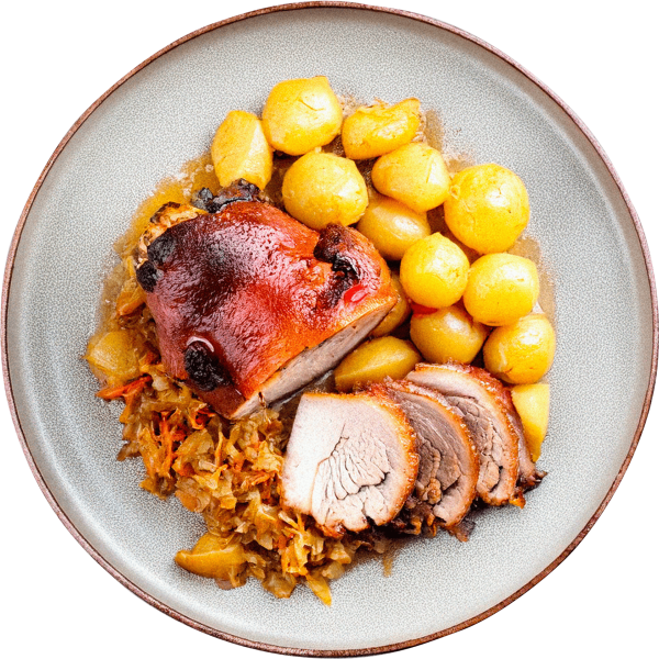 Pork hock with braised cabbage and sautéed potatoes